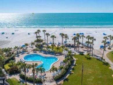 Lovely 2 bed 2 ba Condo - located on the #1 beach